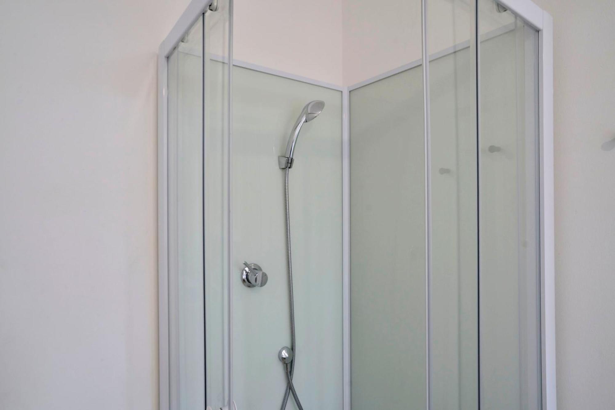 Ng Prestige L Lille L Gare L Cassel - Netflix - Wifi * Roubaix
