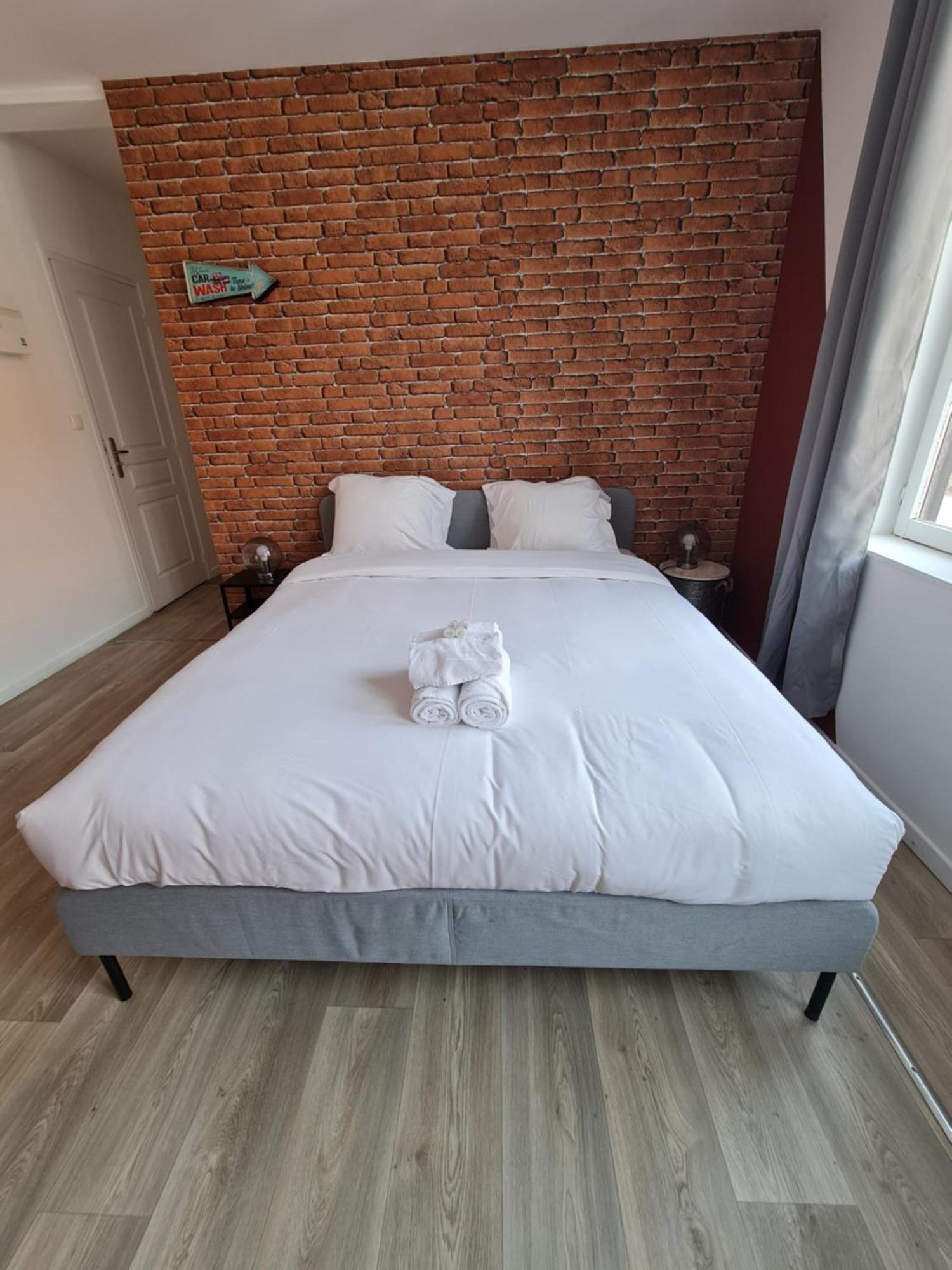 Ng Prestige L Lille L Gare L Cassel - Netflix - Wifi