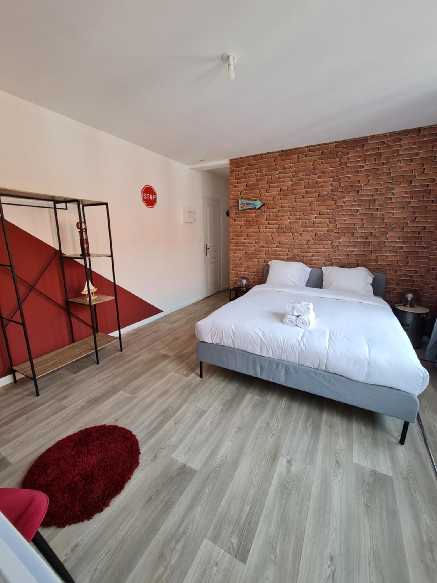 Ng Prestige L Lille L Gare L Cassel - Netflix - Wifi