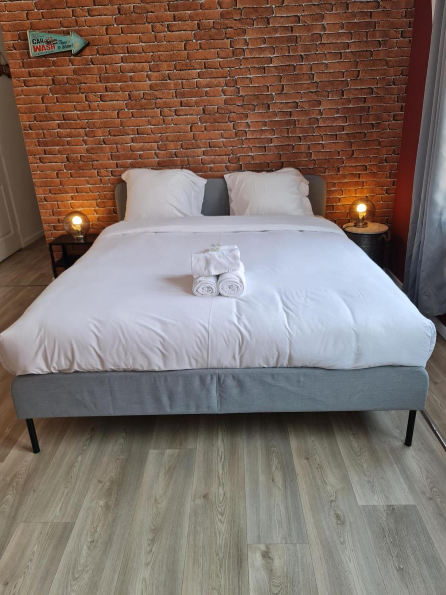 Ng Prestige L Lille L Gare L Cassel - Netflix - Wifi Roubaix